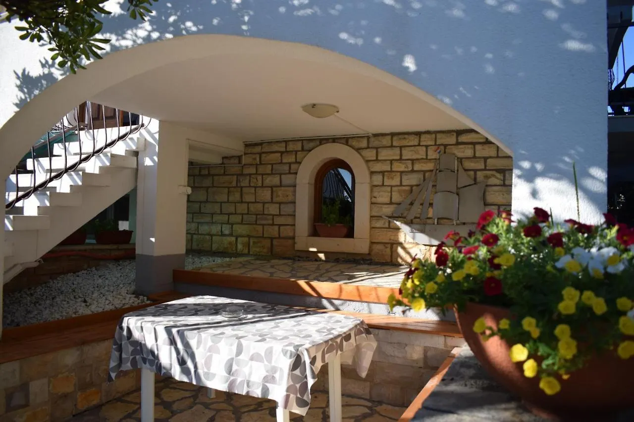 Vila Jelena - Studio Apartments For 2 To 3 Persons In Sv Filip I Jakov Sveti Filip i Jakov Croatia