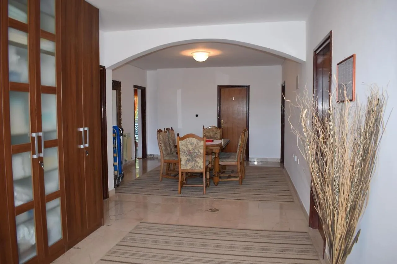 Vila Jelena - Studio Apartments For 2 To 3 Persons In Sv Filip I Jakov Sveti Filip i Jakov