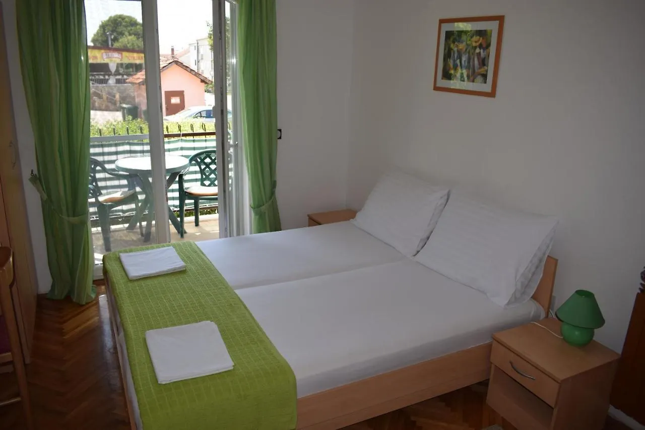 Guest house Vila Jelena - Studio Apartments For 2 To 3 Persons In Sv Filip I Jakov Sveti Filip i Jakov