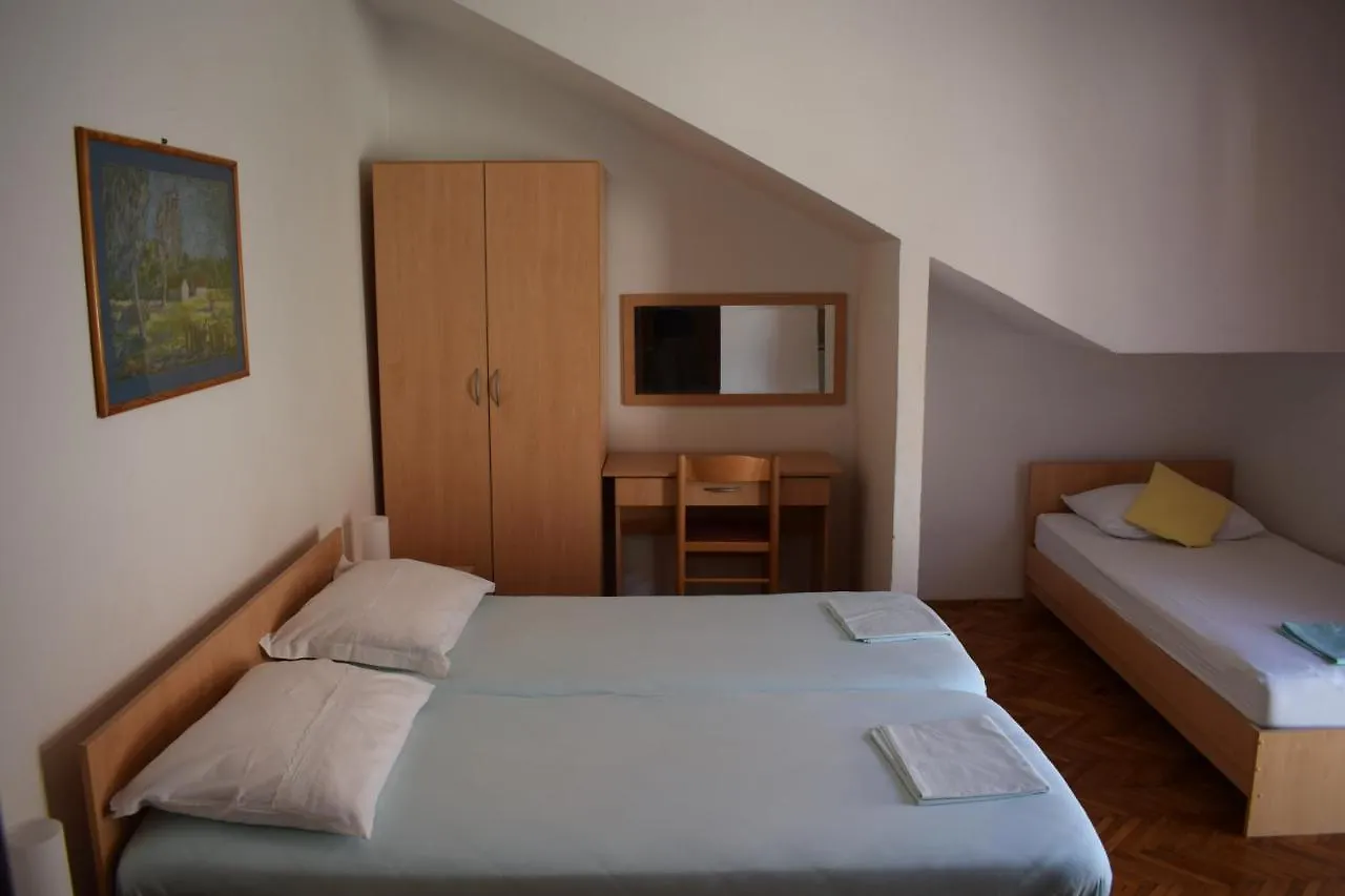 Vila Jelena - Studio Apartments For 2 To 3 Persons In Sv Filip I Jakov Sveti Filip i Jakov 0*,