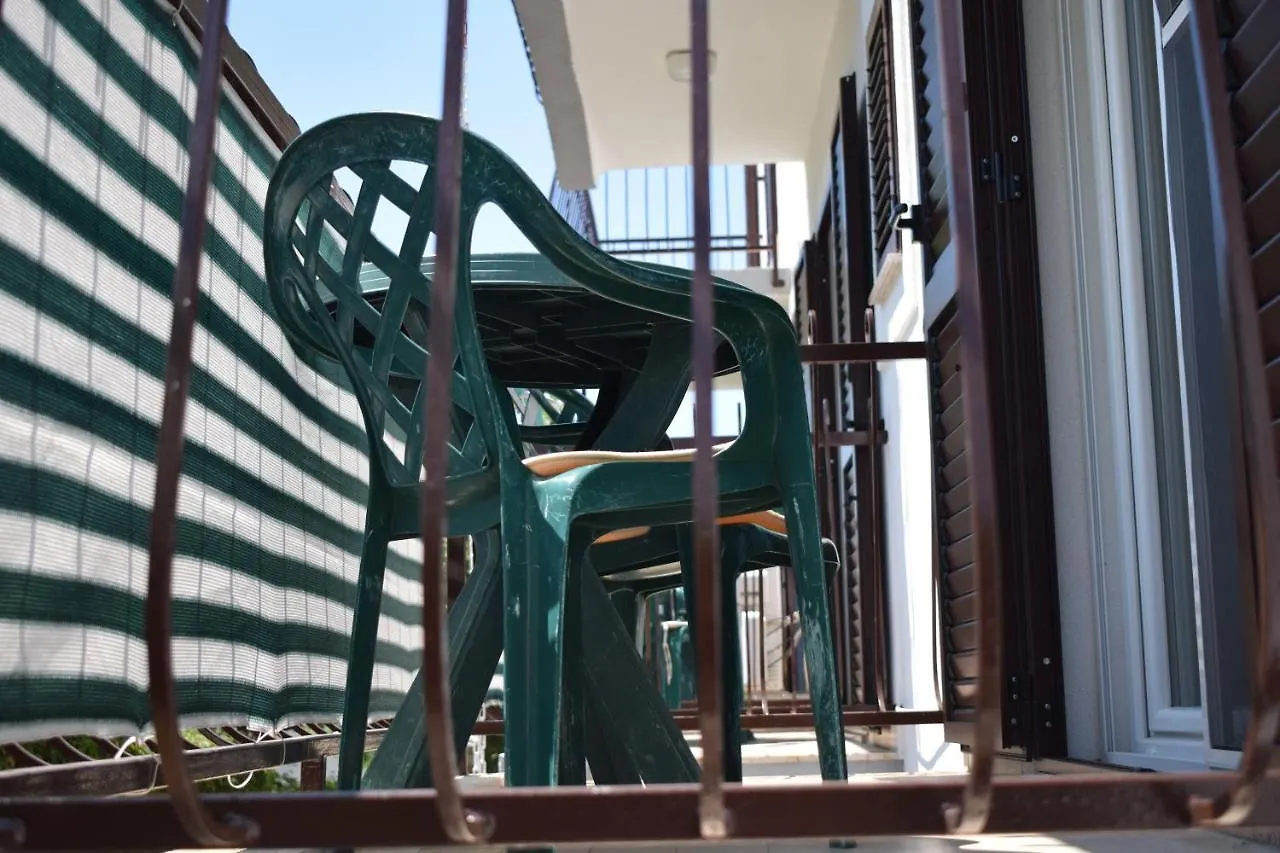 Vila Jelena - Studio Apartments For 2 To 3 Persons In Sv Filip I Jakov Sveti Filip i Jakov 0*,  Croatia