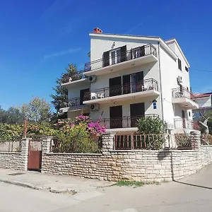 Danyja Apartman